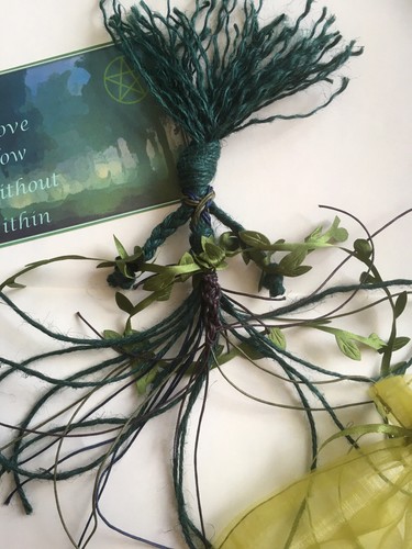 Gaia green witch - 🌳green, 🌲hedge