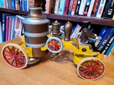 NICE VINTAGE 1920's KINGSBURY  WIND UP FIRE ENGINE with DRIVER by MTH