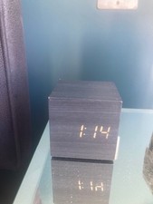 Alarm Clock Cube Digital USB