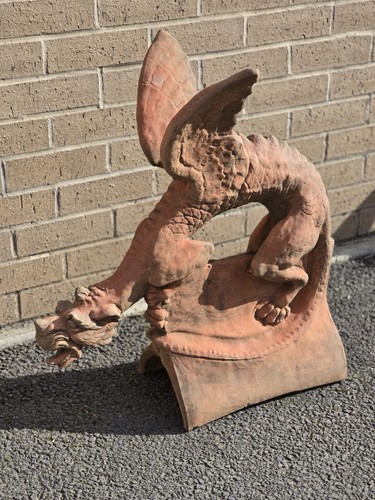Dragon roof finial ridge tile - dragon,