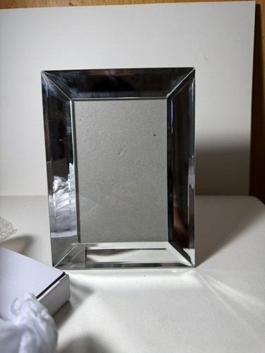 Silver glittery mirrored glass - silver,