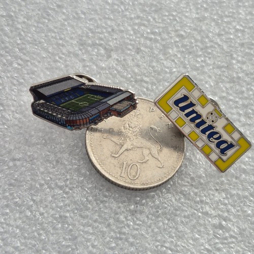 Leeds united badges - leeds,