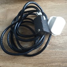 CINCH JONES FEMALE 4 PIN PLUG