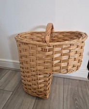 Natural Oval Wicker Stair Step