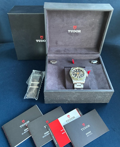 Tudor black bay men - black, harrods