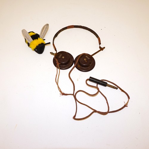 Vintage ww2 era bakelite - ww2,