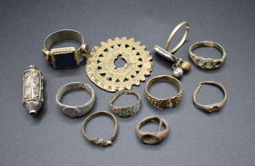 Mixed lot artefacts - lot, of