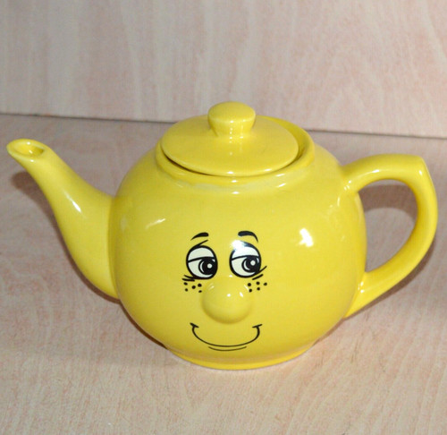 Yellow funny face tea pot - yellow,