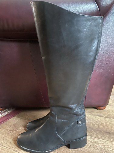 Black leather knee length - leather,