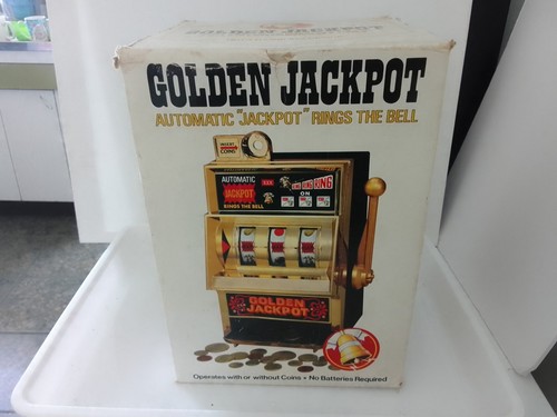 Golden jackpot fruit machine - fruit,