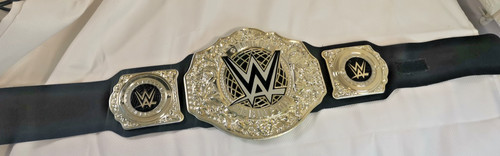 Wwe world heavyweight champion - wwe,