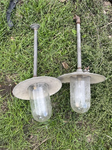 1930s pair outside - pair,
