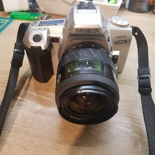 Minolta dynax 404si 35mm slr - minolta,