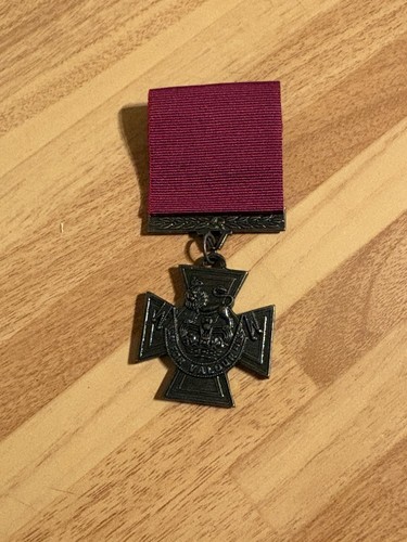 Victoria cross medal - medal, size