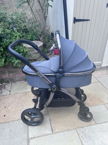 Egg2 pram travel system