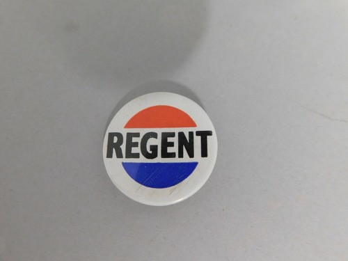 Regent pin badge vintage - regent,