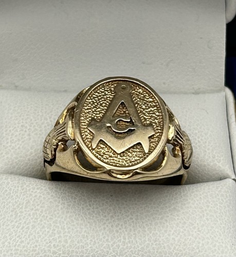 Large gents 9ct gold masonic - gents,
