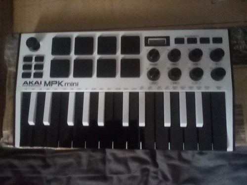 Akai professional mpk mini - akai,