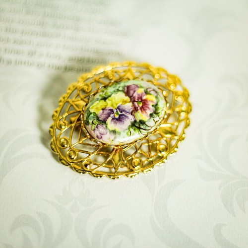 Vintage gold tone - hand, painted