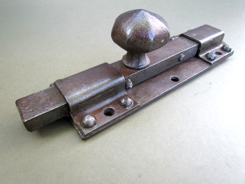 Vintage rustic rivetted - 9",