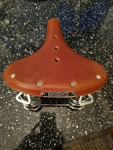 Brooks b67 leather saddle - s,