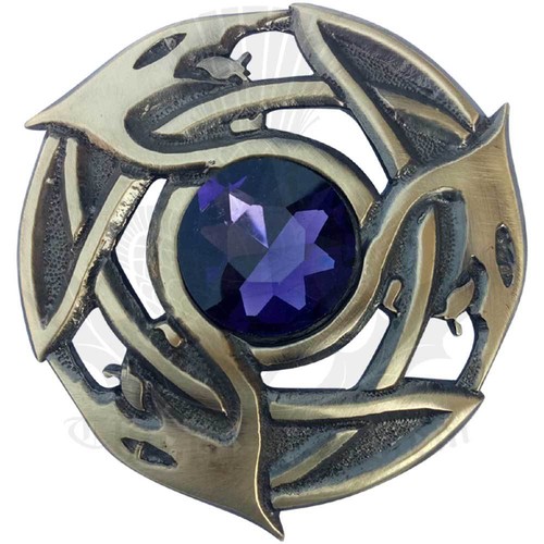 Scottish kilt fly plaid - scottish, brooch
