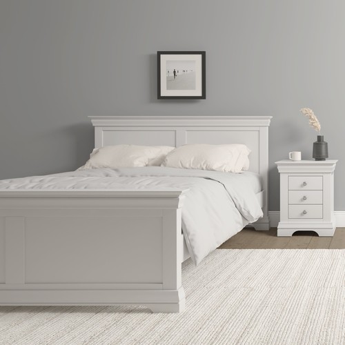 4ft6 double wooden bed - 4ft6,
