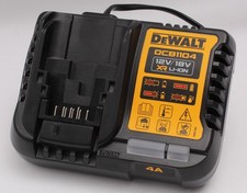 DeWalt 12-18V DCB1104 XR Li-Ion Battery Charger (U)