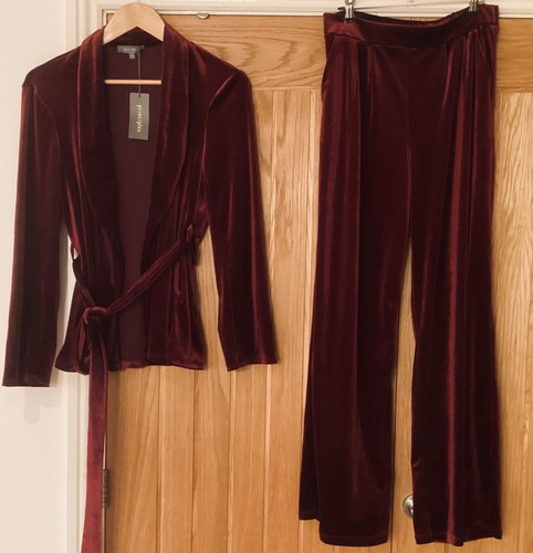 Principles burgundy velvet