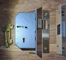 Chubb CASTLE HEAVY DUTY FRONT ENTRANCE DOOR 5 Lever Mortice Lock, Keep & 2 Keys.