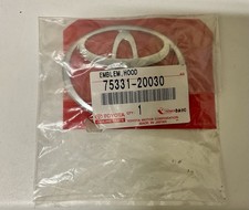 Toyota Bonnet Emblem Badge 75331-20030 Celica 92-93  ST182 ST185 GT4 Genuine New