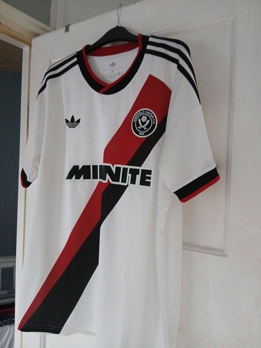Sheffield united away - sheffield,