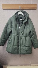 REGATTA GREAT OUTDOORS Women's Green Water Repellent Jacket Size: UK 14 CG L34
