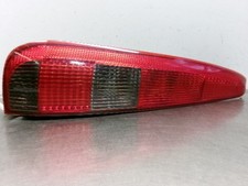 FORD FUSION 2004 Rear Light