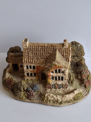 Lilliput lane holme - lilliput, dyke