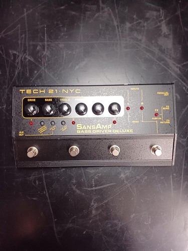 Tech21 effects pedal - effects,