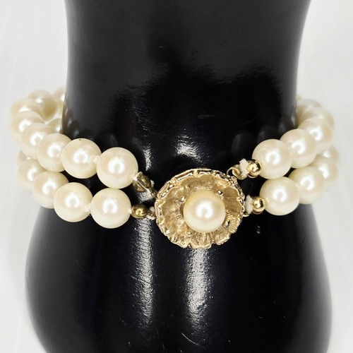 Vintage faux pearl - vintage,