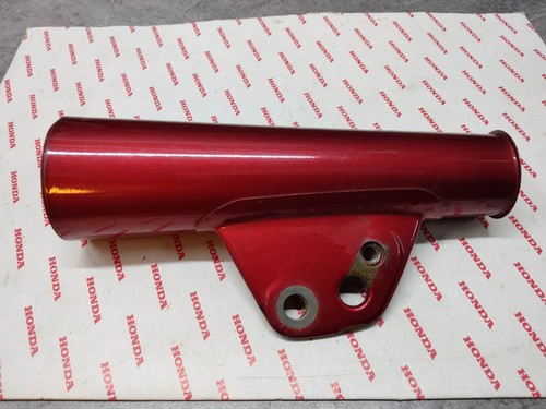 Right red headlight bracket - red,