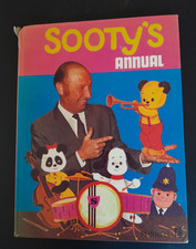 Sooty's Annual Hardback  published by Purnell