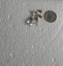 Vintage Aurora Borealis Stud Drop Earrings 9 ct