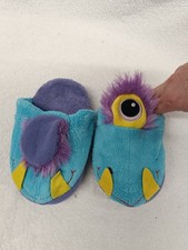 Stompeez Cute One Eyed Monster Action Kids Slippers Plush Hardly Worn Size Small