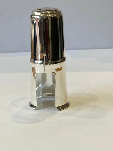 Clarinet mouthpiece cap - cap, for