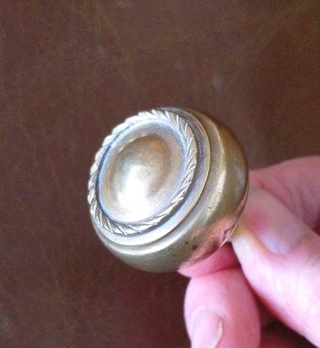 Smal round brass - smal, georgian