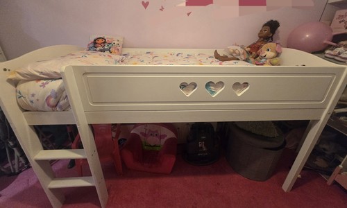 Bunk bed - bunk,