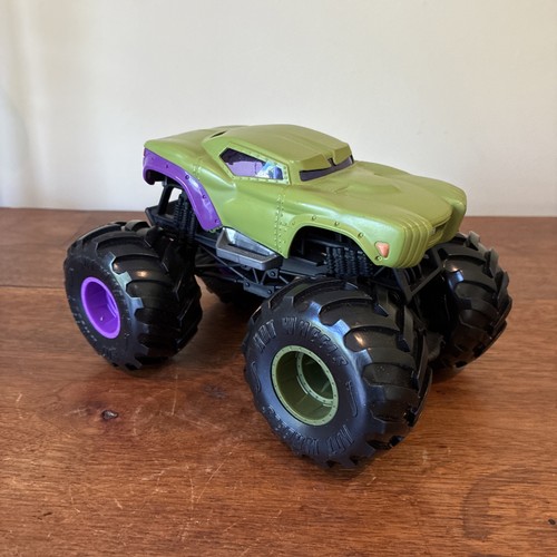 Hot wheels monster truck - hot,