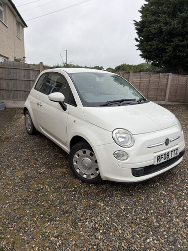 Fiat 500 low mileage - 1.2l,