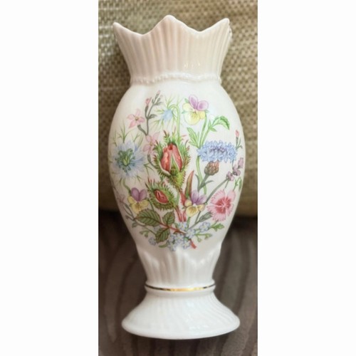 Aynsley bud vase - aynsley, tudor