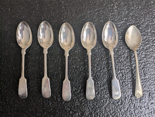 Silver plated spoons - 6,