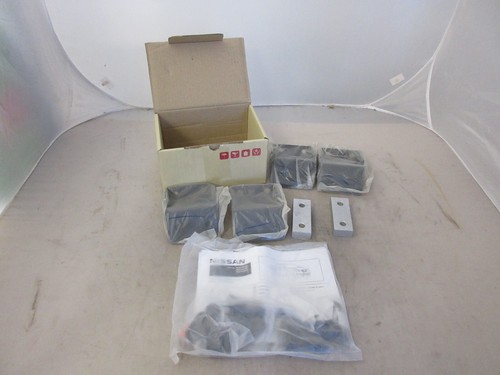 Genuine nissan navara d23 - genuine,