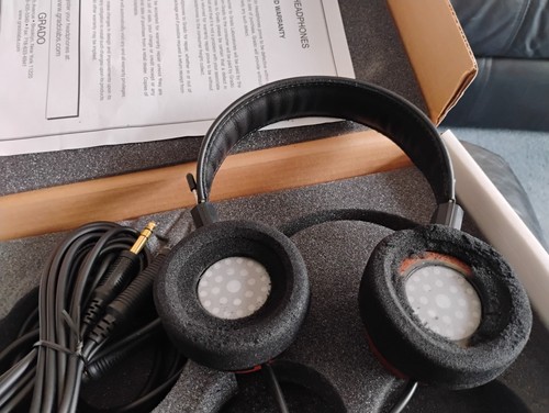 Grado headphones rs1iin the - grado,